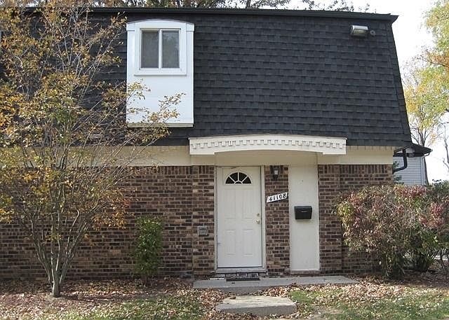 1st image of 41108 N Woodbury Green Dr