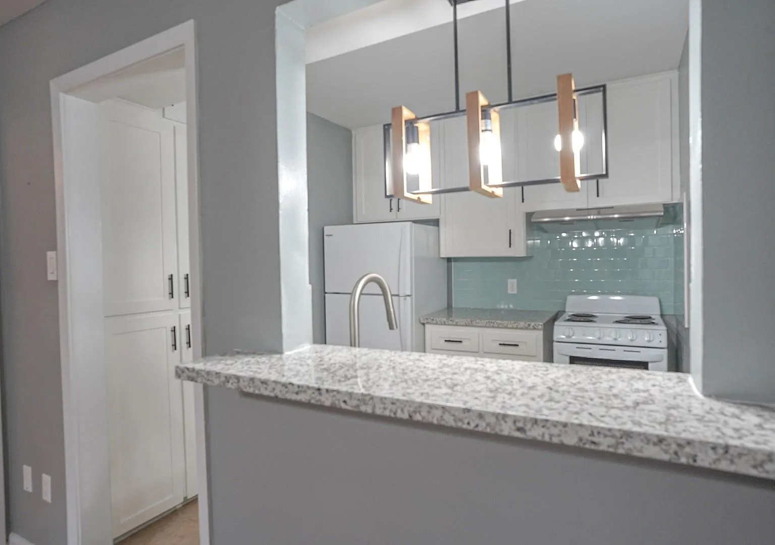 1 bed, 1.0 bath, 500 sqft, $800 — Photo 1
