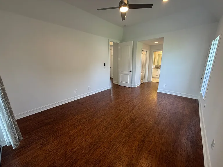 3425 Anton Ct — Photo 20