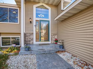 4909 Kings Xing, Minneapolis, MN 55443