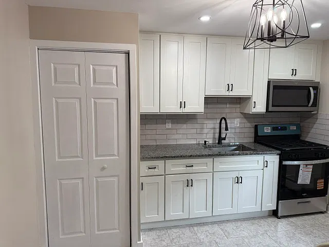2 bed, $2,300 — Photo 2