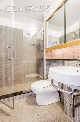 Rented by Compass | media 10