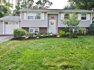 810 Neck Rd, Burlington, NJ 08016