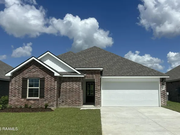 210 Crest Cove Dr, Maurice, LA 70555