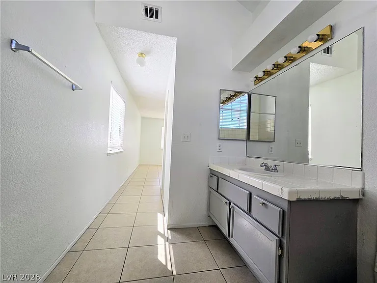 5797 Cedar Ave — Photo 21
