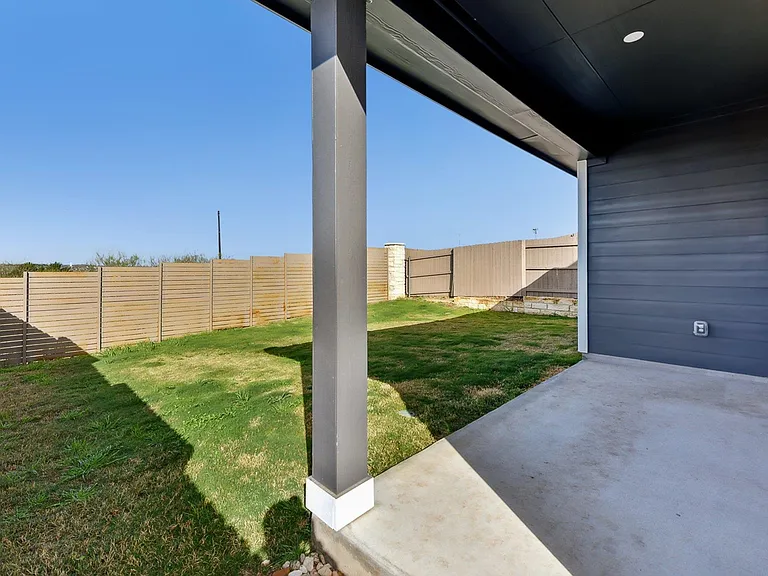 8506 Basil Hayden Ln — Photo 24