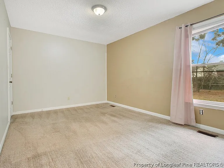 5319 Thackeray Dr — Photo 16
