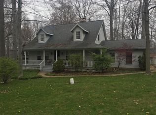 465 Whittlesey Dr, Tallmadge, OH 44278