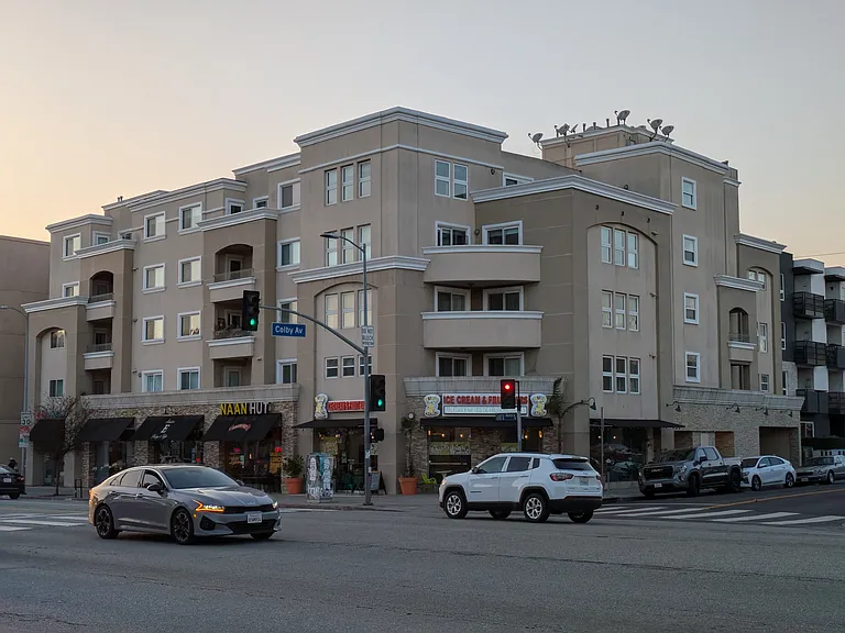11551 Santa Monica Blvd #200 — Photo 27