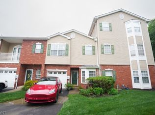 32 Windsor Dr, Lincoln Park Boro, NJ 07035