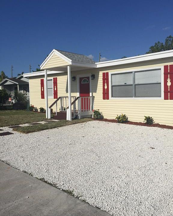 1st image of 202 Jackson Ave