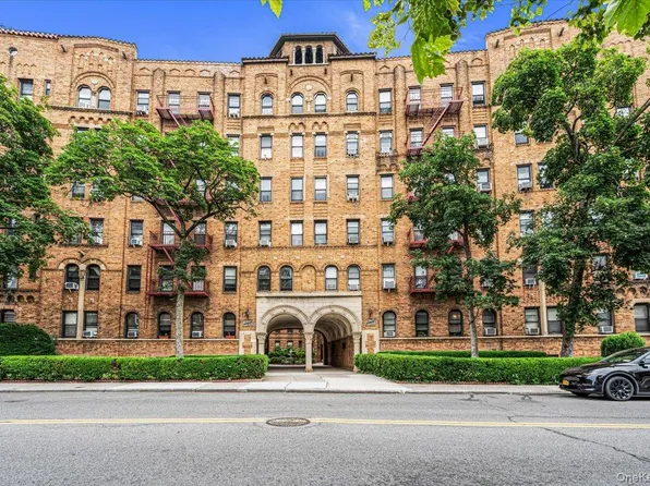 8344 Lefferts Boulevard #3D, Kew Gardens, NY 11415