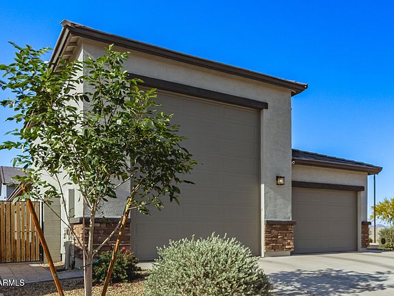3rd image of 17716 W VILLA HERMOSA Lane
