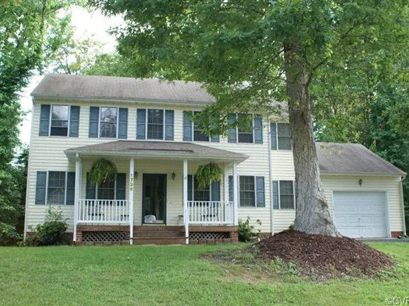 1736 Bellows Dr, North Chesterfield, VA 23225