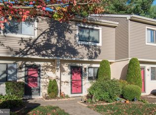 56 Ash Stoker Ln, Horsham, PA 19044