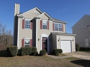 8414 Hornwood Ct, Charlotte, NC 28215