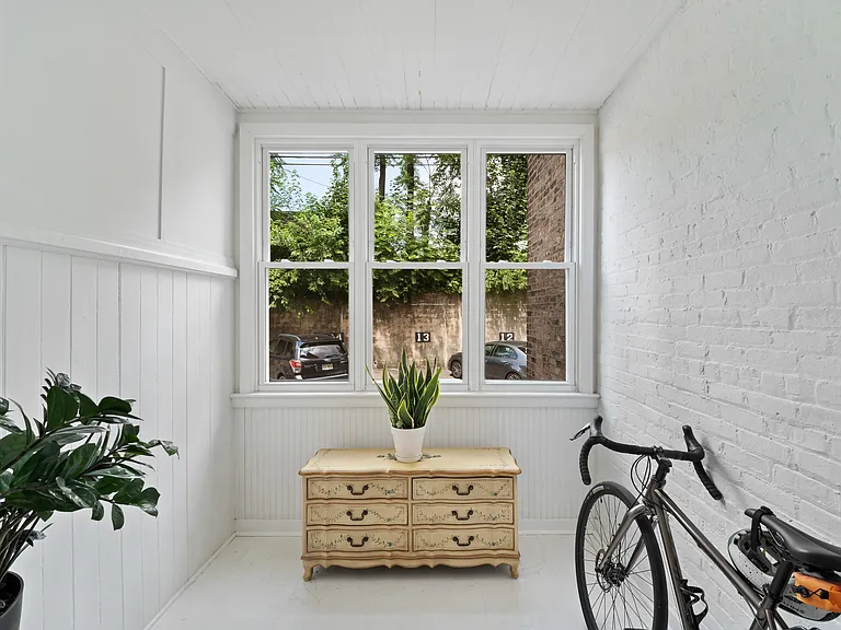 Sunroom, Deck