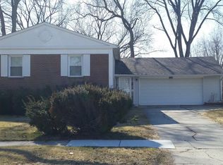 1320 Durham Dr, Aurora, IL 60506