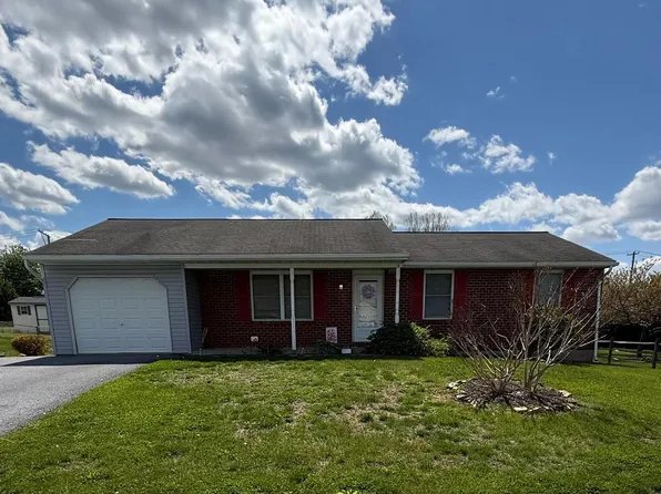113 Sweetwater Ln #L-0426, Newmanstown, PA 17073