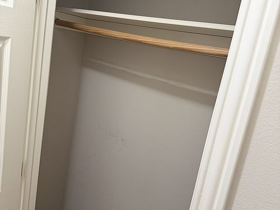 5th image of 165 Chestnut St #11571687