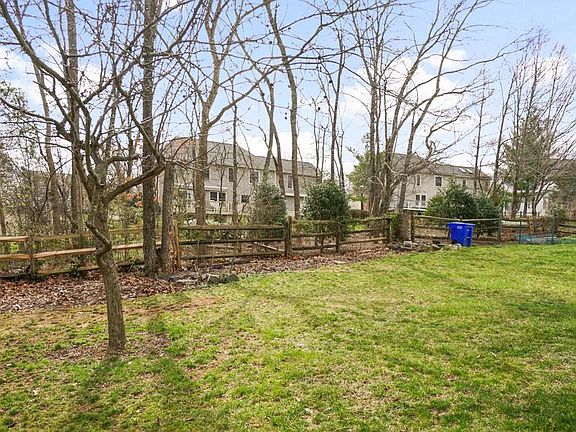 3rd image of 15473 Waters Creek Dr