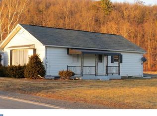 142 Main St, Klingerstown, PA 17941