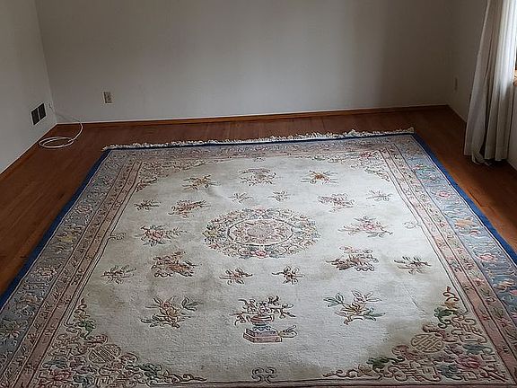 large living room (12 x15)