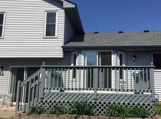 16319 Goodview Trl, Lakeville, MN 55044