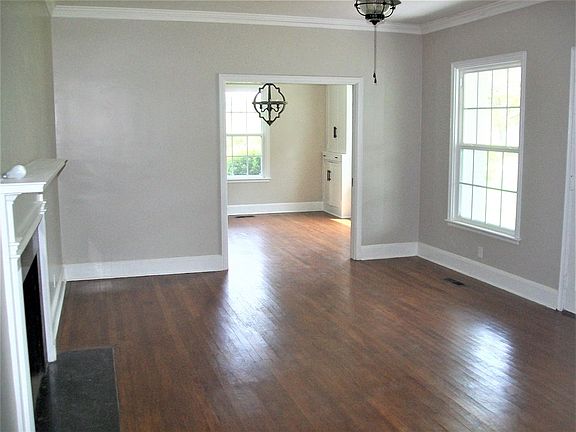 5th image of 603 Chester Ave N