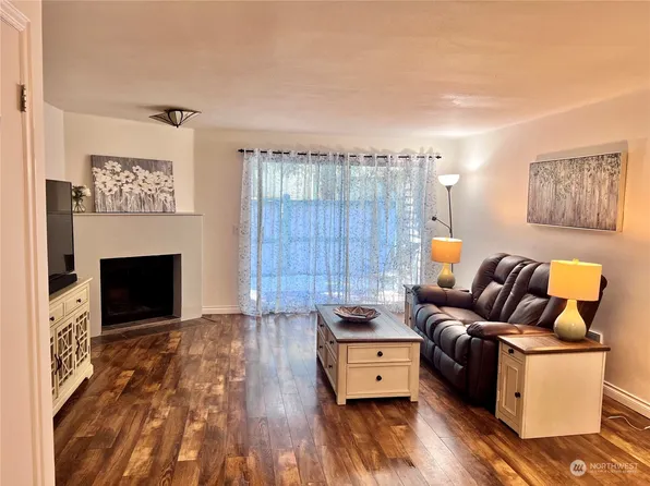 31845 18th Avenue SW #34D, Federal Way, WA 98023