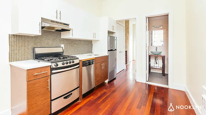 Rented by Nooklyn NYC LLC | media 1