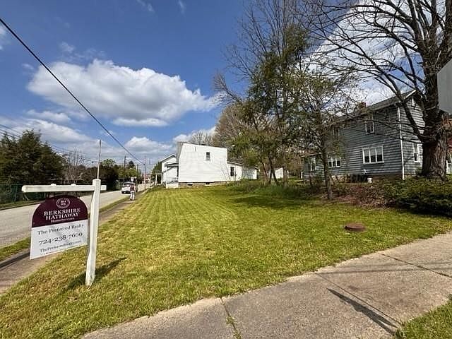 1st image of 117 Saint Clair Cir