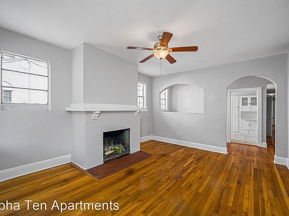 4th image of 3303 W Empedrado St APT 3