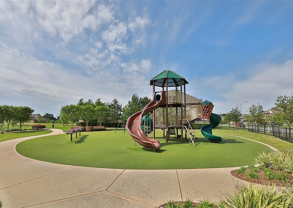 1st image of 18935 Bluestone Hollow Ln