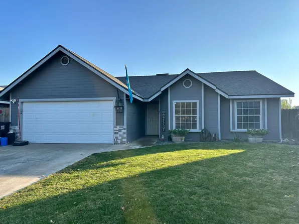 1361 Yosemite Dr, Corcoran, CA 93212