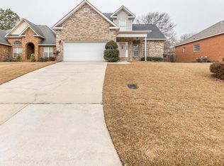 209 Cart Path Way, Bonaire, GA 31005