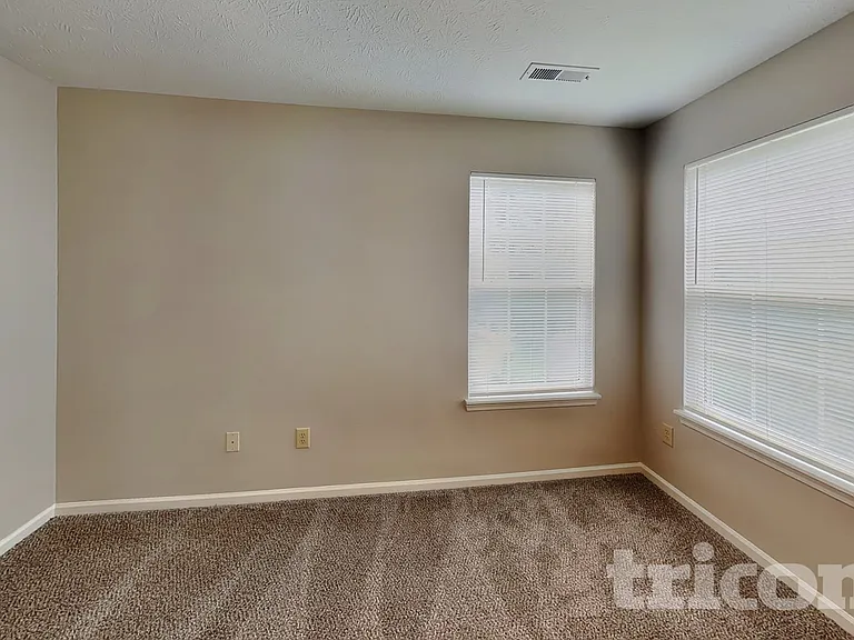 238 Heartwood Hl — Photo 12