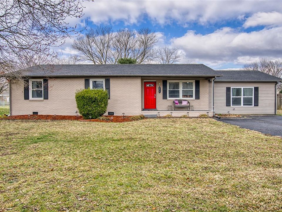 1st image of 2417 Tipperary Dr