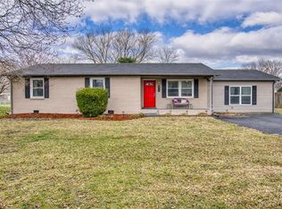 2417 Tipperary Dr, Bowling Green, KY 42104
