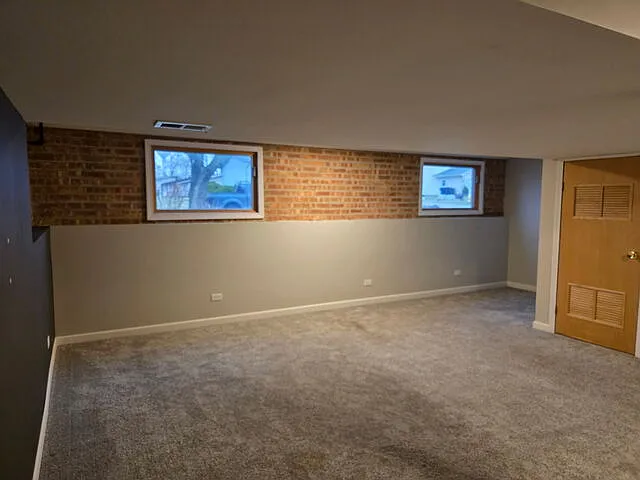 9407 Elm Ave — Photo 18
