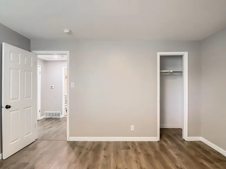 3341 N Olive St — Photo 12