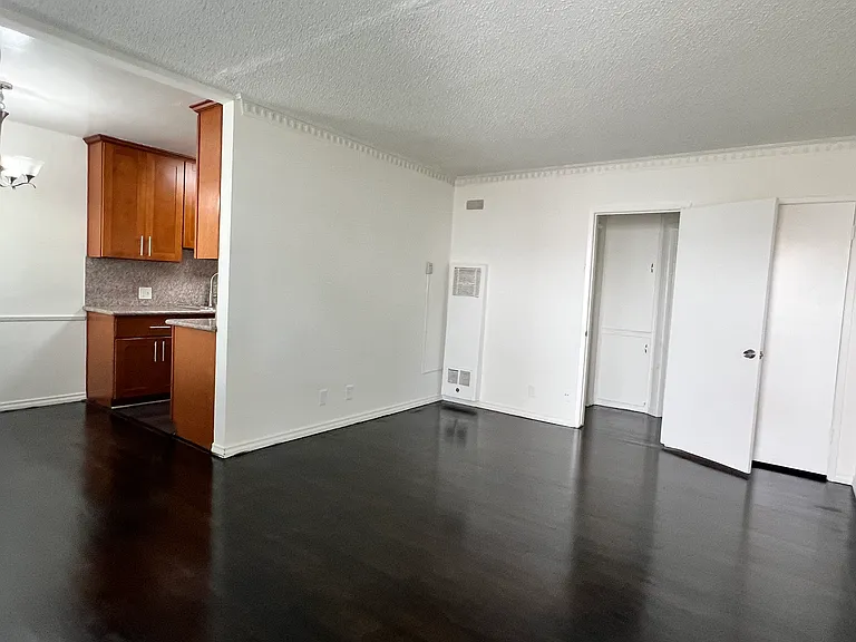 6211 Afton Pl #3 — Photo 1