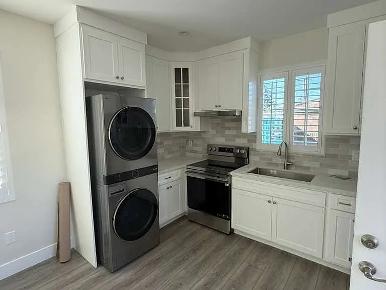 10826 Floral Dr #10826 — Photo 5