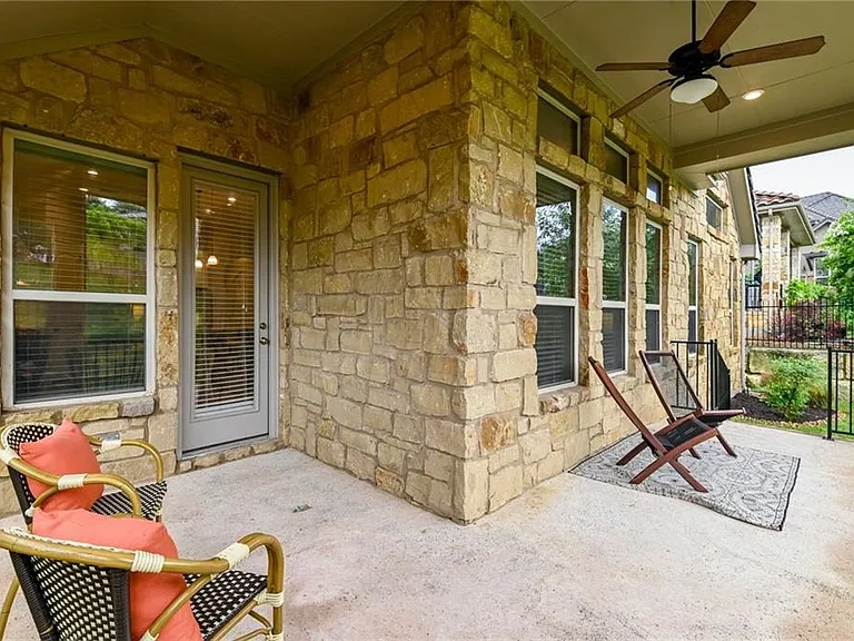 204 Maxwell Way — Photo 21