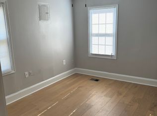 4017 Post St, Triangle, VA 22172