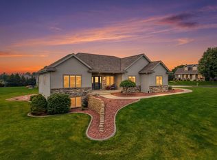 3017 Craig Ln, Sun Prairie, WI 53590