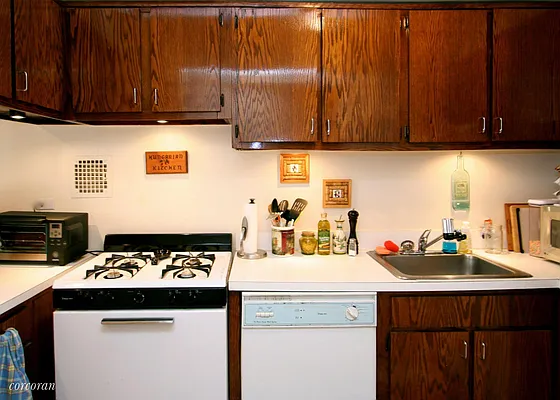 Rented by Corcoran | media 10