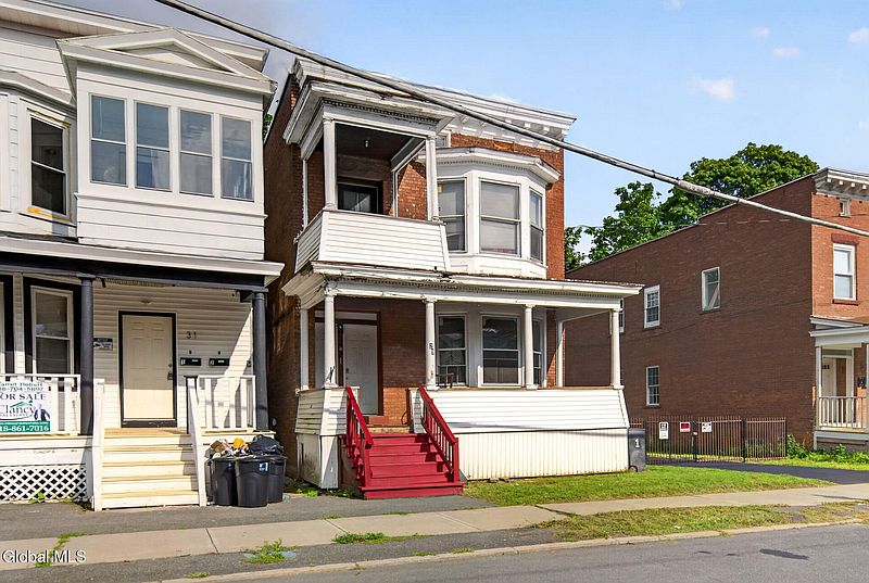 4th image of 29 Bertha Street