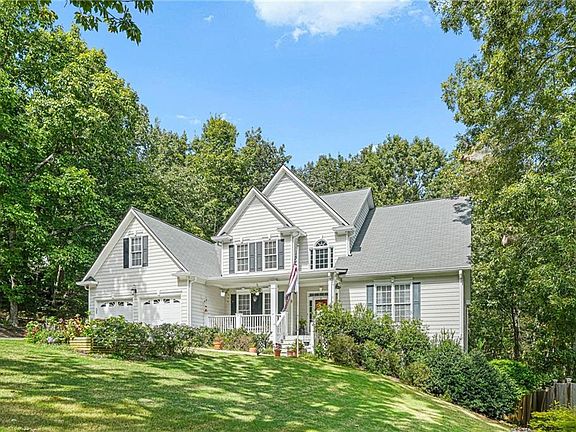 2nd image of 1899 Barnes Mill Rd