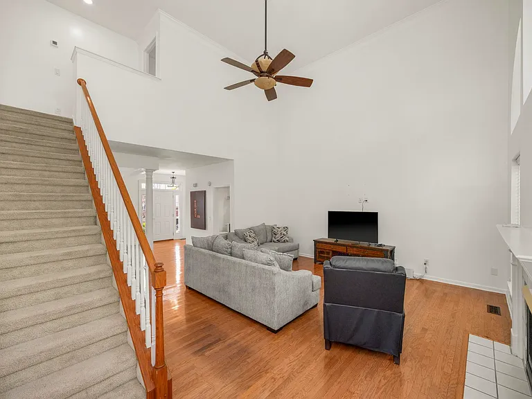 513 Cold Stream Pl — Photo 11